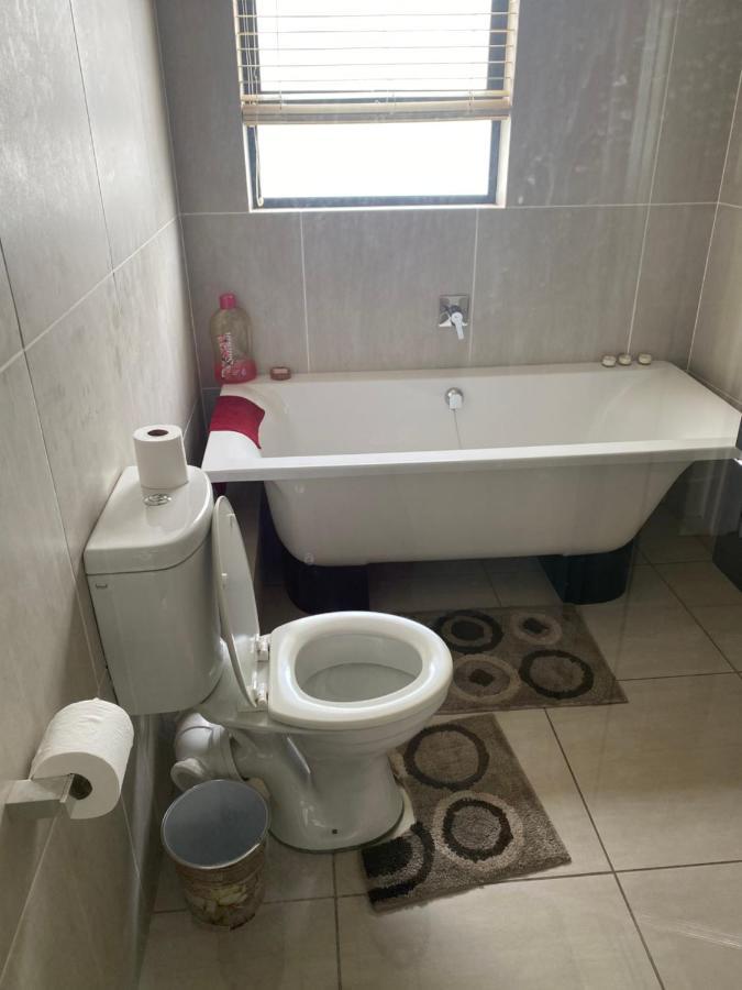 Greenstone Ridge Apartment Johannesburg Exteriör bild